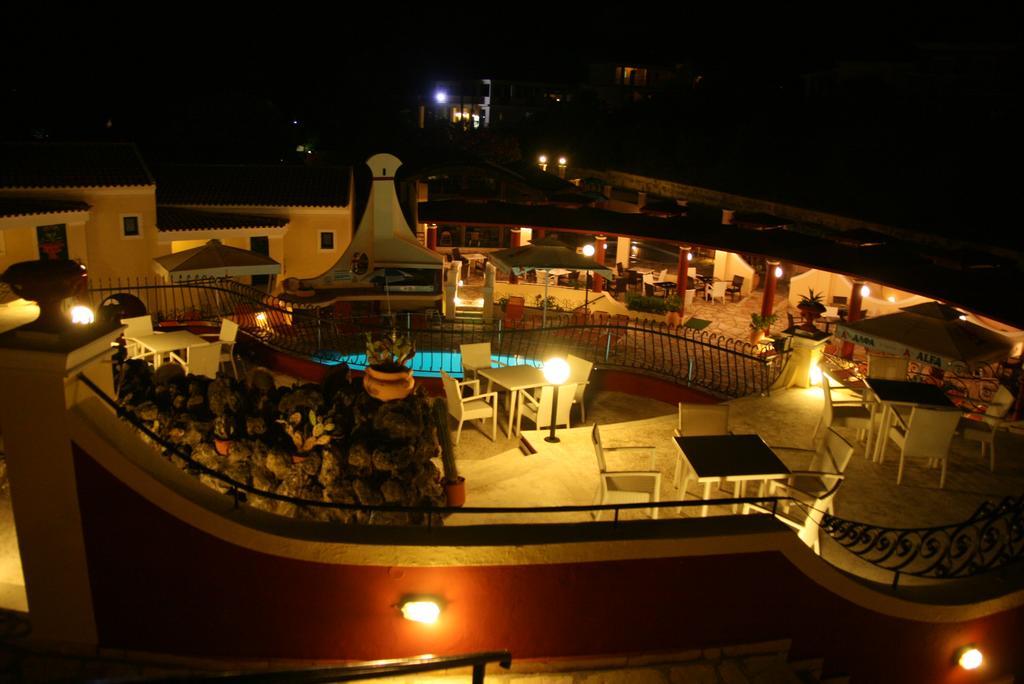 Mediterranean Blue Kavos Luaran gambar
